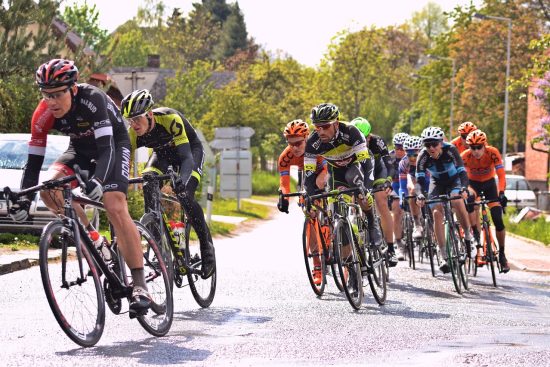 améliorez vos performances cyclistes grâce à des conseils d'entraînement, des techniques de nutrition et des stratégies de récupération adaptées. découvrez comment optimiser votre vélo et votre condition physique pour atteindre de nouveaux sommets.