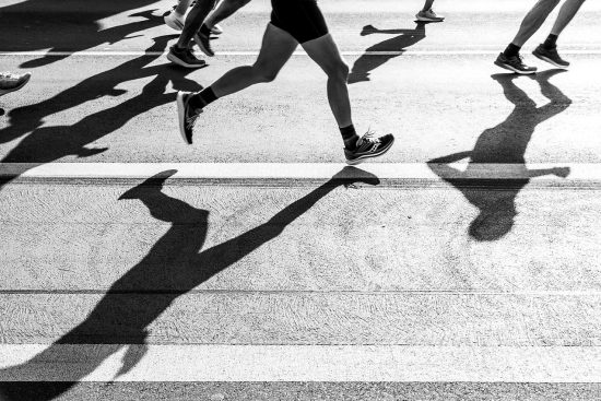 découvrez tout ce qu'il faut savoir sur le marathon : conseils d'entraînement, nutrition, équipements indispensables et histoires inspirantes de coureurs. préparez-vous à relever le défi et à vivre une expérience inoubliable.