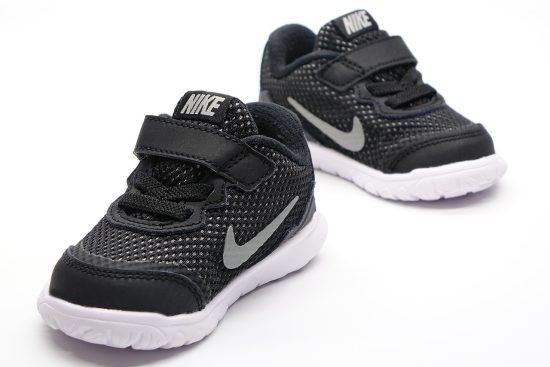 découvrez les meilleures marques de chaussures de sport pour allier performance et style. que vous soyez coureur, joueur de basket ou passionné de fitness, trouvez la paire idéale qui répond à vos besoins.