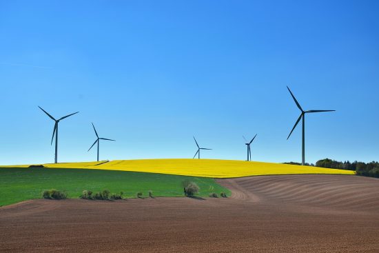découvrez les enjeux et solutions de la mobilité durable. apprenez comment réduire votre empreinte carbone tout en vous déplaçant efficacement grâce à des transports écologiques et innovants.