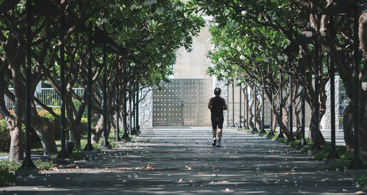 découvrez des exercices de fitness de cyclisme pour améliorer votre endurance, brûler des calories et renforcer vos muscles. parfait pour tous les niveaux, ces routines vous aideront à atteindre vos objectifs de santé tout en profitant des bienfaits du vélo.
