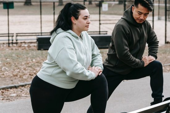 découvrez l'importance du warm-up dans votre routine d'entraînement. apprenez des exercices efficaces pour préparer votre corps, améliorer vos performances et prévenir les blessures. préparez-vous à vous échauffer comme un pro!