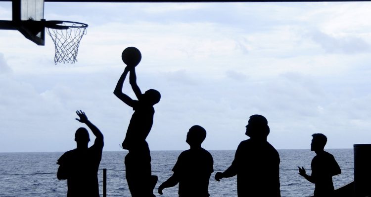découvrez l'univers dynamique des sports d'équipe, où la camaraderie, la stratégie et la compétition se rencontrent. apprenez comment ces activités renforcent l'esprit d'équipe, améliorent les performances et créent des souvenirs inoubliables. rejoignez-nous pour explorer les bienfaits et les valeurs du sport collectif.