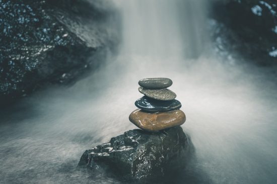 découvrez tout ce que vous devez savoir sur la balance : types, utilités, conseils d'achat et astuces pour un usage optimal au quotidien.