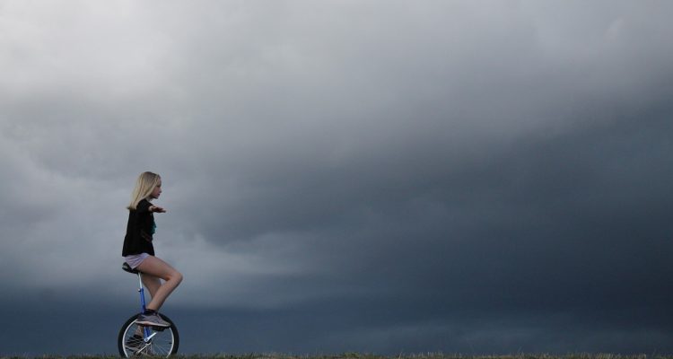 découvrez notre guide complet sur la balance, un outil essentiel pour maintenir l'équilibre dans votre vie. que ce soit pour la nutrition, la gestion du poids ou l'harmonie personnelle, apprenez à équilibrer vos choix et à maximiser votre bien-être.