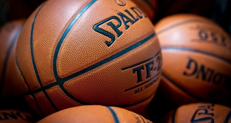 découvrez les nombreux avantages des sports d'équipe, tels que le développement de compétences sociales, l'amélioration de la condition physique, et le renforcement de l'esprit d'équipe. apprenez comment pratiquer une activité sportive collective peut transformer votre vie et celle de vos coéquipiers.