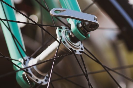 découvrez notre vaste sélection d'accessoires de cyclisme pour améliorer votre expérience à vélo. des outils pratiques aux vêtements confortables, trouvez tout ce dont vous avez besoin pour rouler en toute sécurité et avec style.