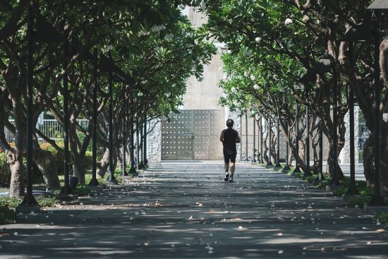 découvrez les bienfaits des exercices de spinning pour renforcer votre endurance et améliorer votre condition physique. rejoignez-nous pour des séances dynamiques et motivantes qui transformeront votre entraînement en une expérience engageante et amusante.