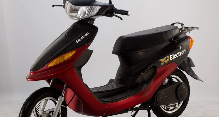 découvrez notre sélection de vélos électriques alliant performance, confort et écologie. explorez la ville facilement tout en réduisant votre empreinte carbone avec nos modèles innovants adaptés à tous les besoins.