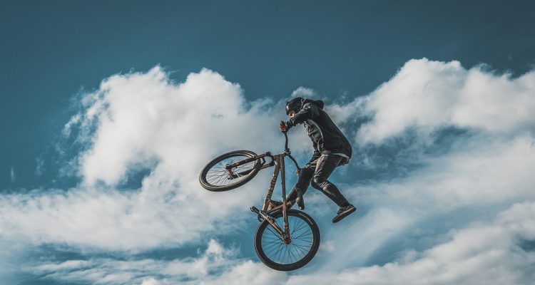 découvrez nos conseils essentiels pour le cyclisme en groupe, afin d'améliorer votre expérience, renforcer la cohésion d'équipe et maximiser votre performance sur deux roues. que vous soyez débutant ou cycliste expérimenté, ces astuces vous aideront à pédaler efficacement et en toute sécurité avec vos camarades.