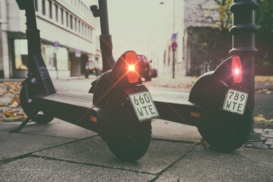 découvrez notre gamme de vélos électriques cargo, alliant efficacité, confort et praticité. idéaux pour le transport de marchandises et de petits passagers, ces e-bikes révolutionnent vos déplacements quotidiens tout en respectant l'environnement.