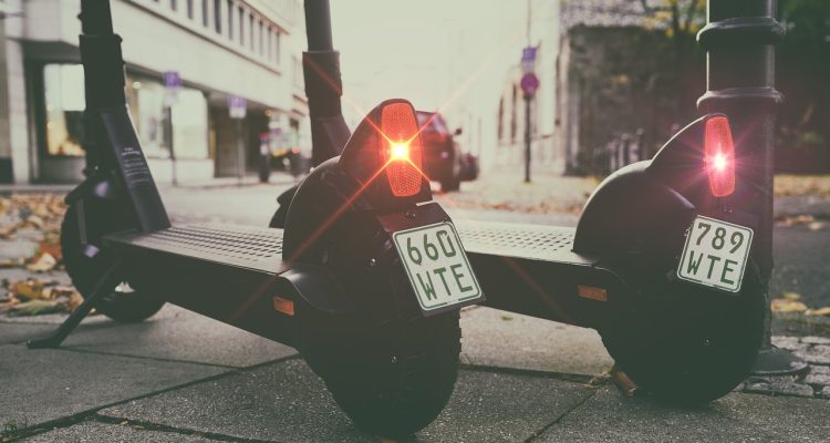 découvrez notre gamme de vélos électriques cargo, alliant efficacité, confort et praticité. idéaux pour le transport de marchandises et de petits passagers, ces e-bikes révolutionnent vos déplacements quotidiens tout en respectant l'environnement.