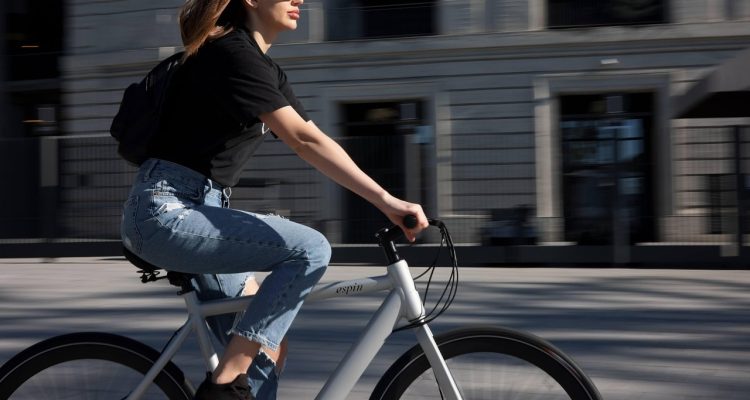 découvrez les avantages du vtt électrique : performance accrue, accessibilité en terrain montagneux, réduction de l'effort physique et exploration de nouveaux horizons. parfait pour les amateurs de sensations fortes et la nature!