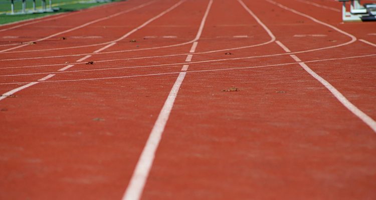 découvrez les nombreux avantages de l'entraînement en vitesse, qui améliore non seulement votre performance sportive, mais aussi votre agilité, votre puissance et votre endurance. apprenez comment intégrer des séances d'entraînement spécifiquement conçues pour maximiser votre vitesse et atteindre vos objectifs physiques.
