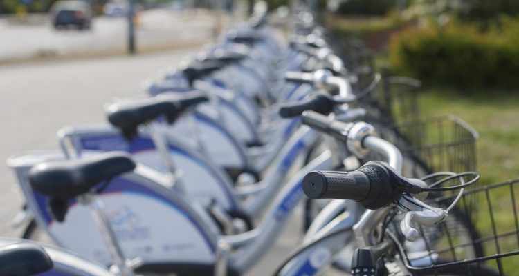 découvrez comment améliorer vos performances à vélo grâce à des conseils d'entraînement, des techniques de récupération et des stratégies nutritionnelles adaptées. que vous soyez un cycliste amateur ou professionnel, optimisez votre potentiel et atteignez de nouveaux sommets dans vos sorties à vélo.