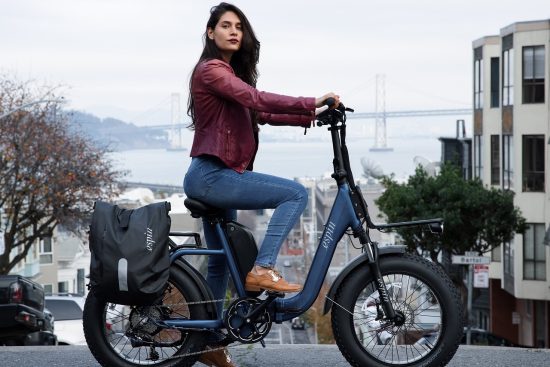 découvrez notre sélection des meilleurs vélos électriques pliants de 2021. alliant praticité et performance, ces modèles vous offrent une solution de transport innovante et écologique pour vos trajets quotidiens. idéaux pour la ville, ils se plient facilement pour un rangement optimal.