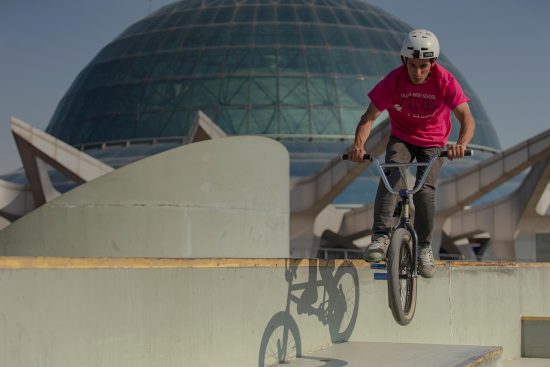 découvrez notre sélection complète de bmx, alliant performance et style. que vous soyez débutant ou rider expérimenté, trouvez le vélo parfait pour toutes vos aventures sur deux roues.