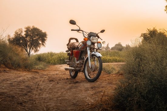 découvrez l'importance d'un bon éclairage pour vélos. nos conseils vous aideront à choisir les meilleures lumières pour assurer votre sécurité et visibilité lors de vos trajets nocturnes.