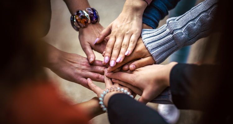 découvrez des stratégies d'équipe innovantes et efficaces pour optimiser la collaboration et améliorer la performance de votre groupe. apprenez à élaborer des tactiques adaptées à votre équipe pour atteindre vos objectifs communs.