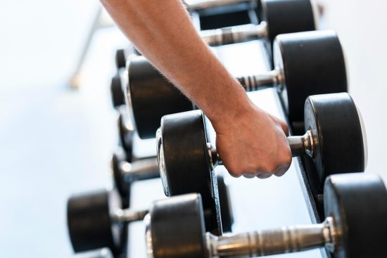 découvrez les nombreux bienfaits de l'exercice pour la santé, y compris l'amélioration de la forme physique, la réduction du stress et le soutien au bien-être mental. adoptez une routine d'exercice régulière pour vivre une vie plus saine et plus active.